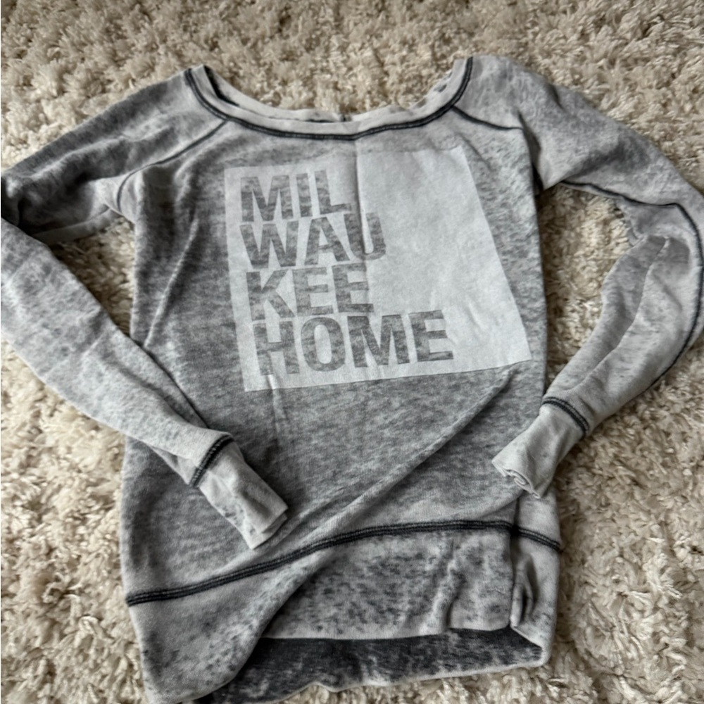 Milwaukee Home Women's Gray super soft long sleeve Sweatshirt